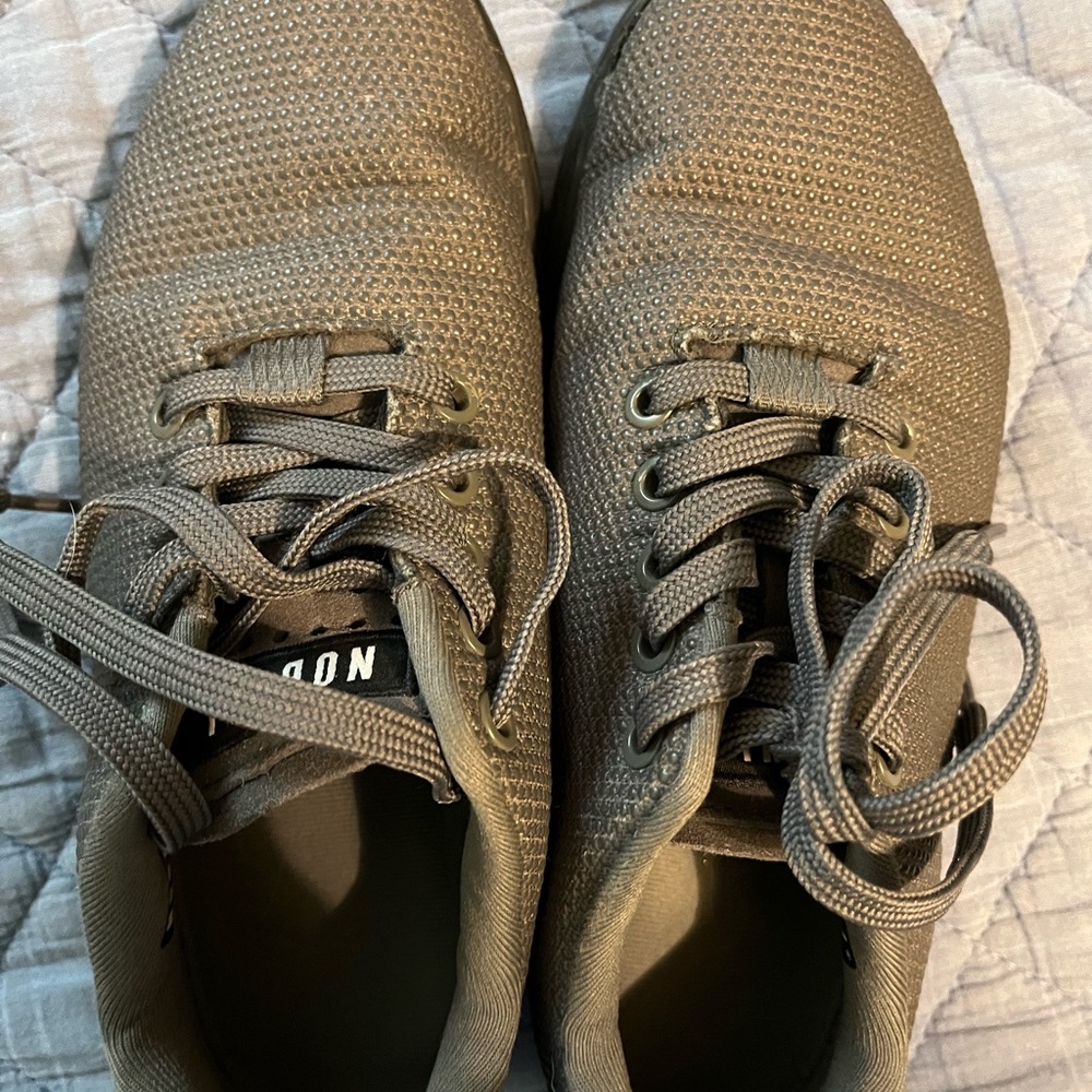 NOBULL ladies Gray Training Shoes size 6 - Picture 8 of 8